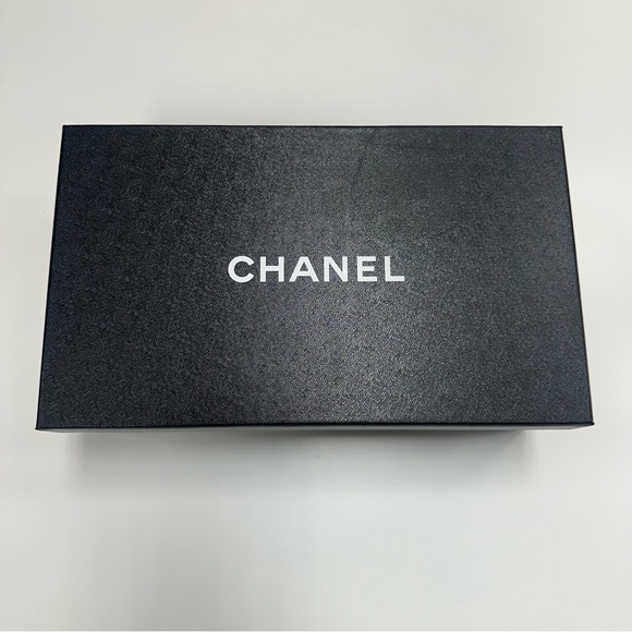 CHANEL Lambskin Grosgrain Cap Toe CC Ballerina Flats in Ivory/Black - Picture 8 of 8